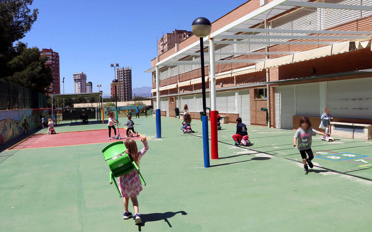 Benidorm destina 155.000 euros para impulsar acciones sociales, educativas y de mantenimiento en los centros educativos 
